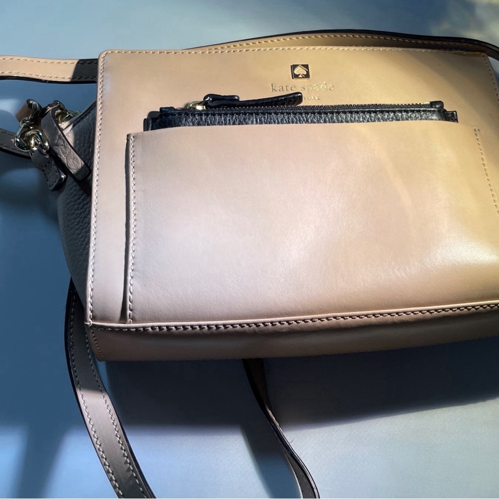 Kate Spade Cream and Black Shoulder Bag